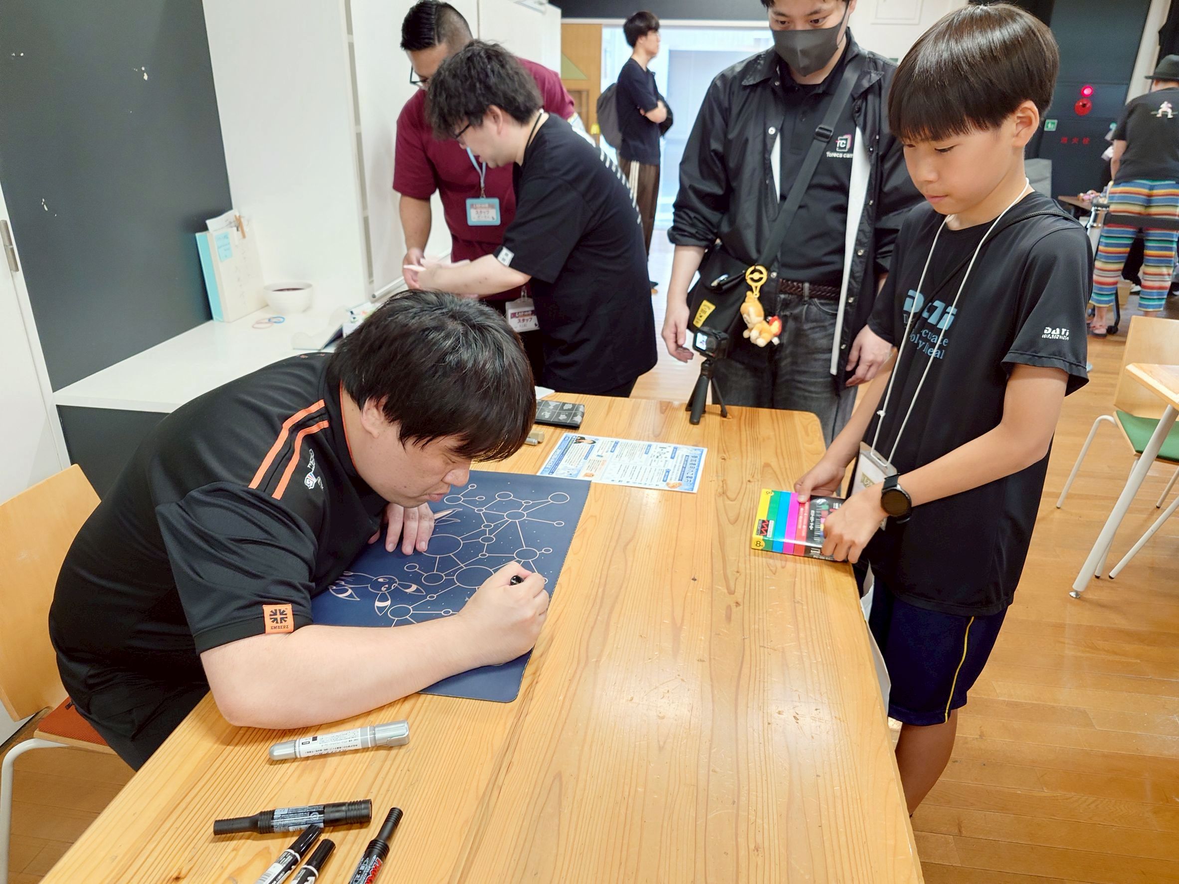 ゲストによるサイン会